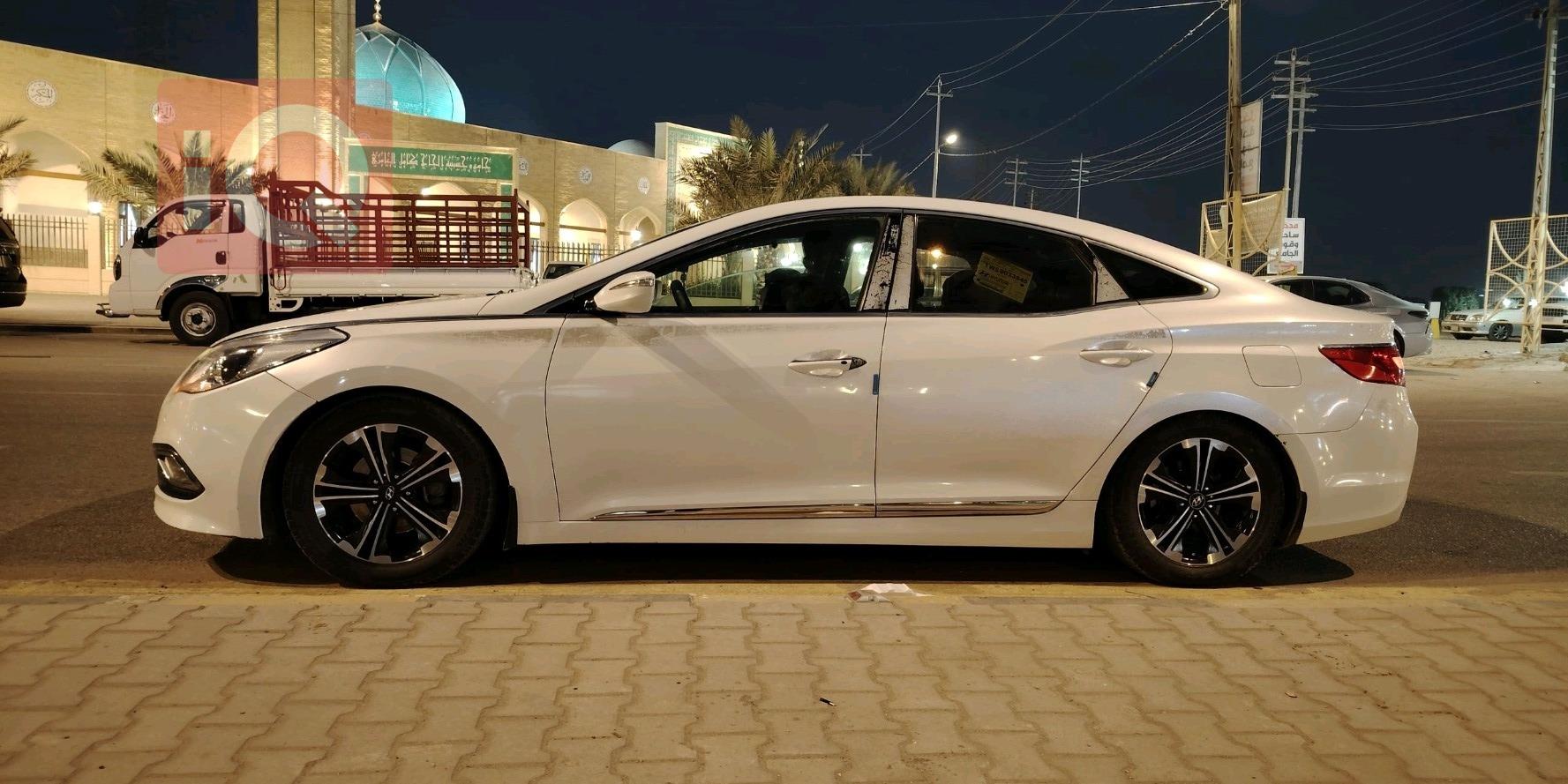 هيونداي أزيرا